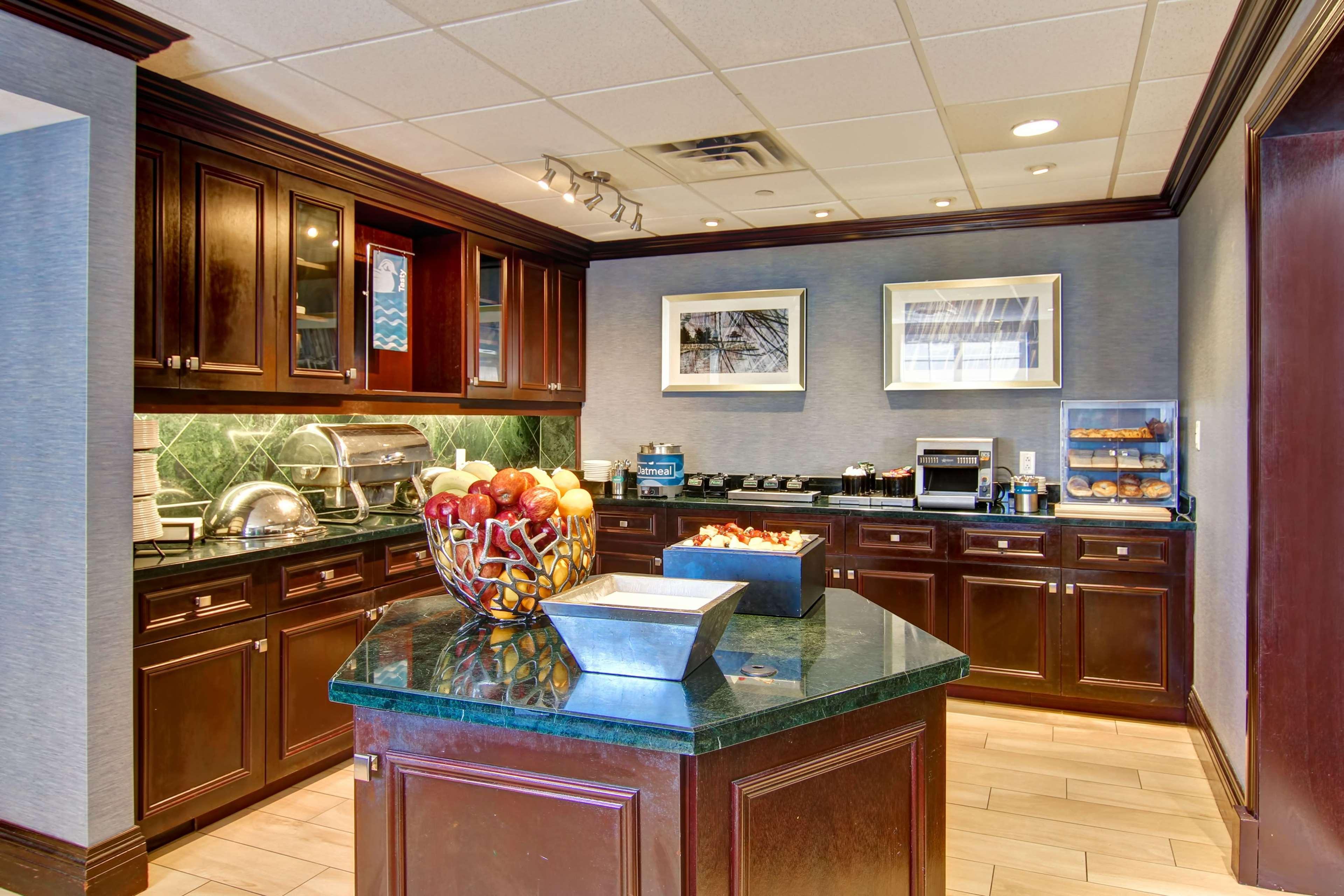Homewood Suites By Hilton Toronto Миссиссага Экстерьер фото