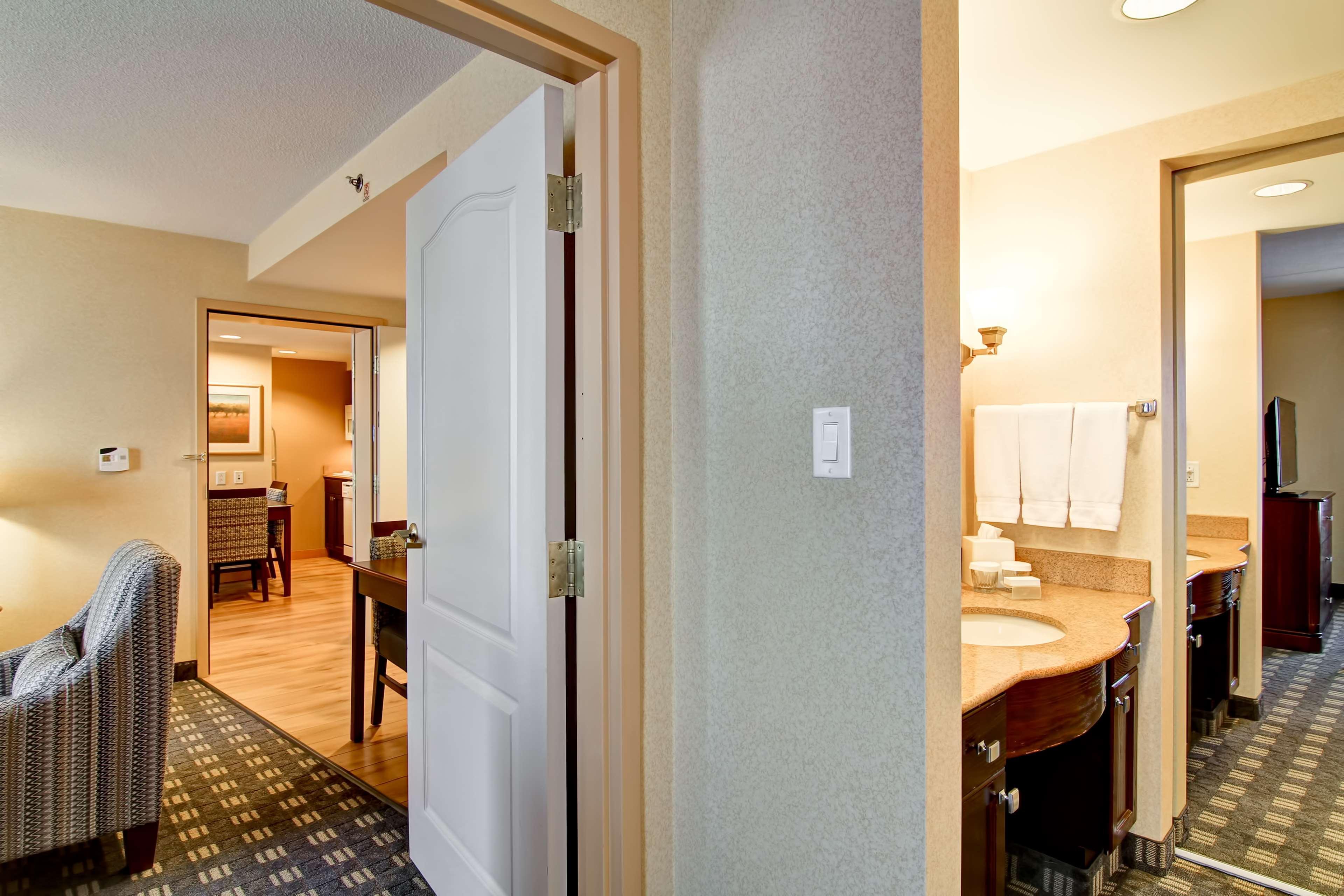 Homewood Suites By Hilton Toronto Миссиссага Экстерьер фото