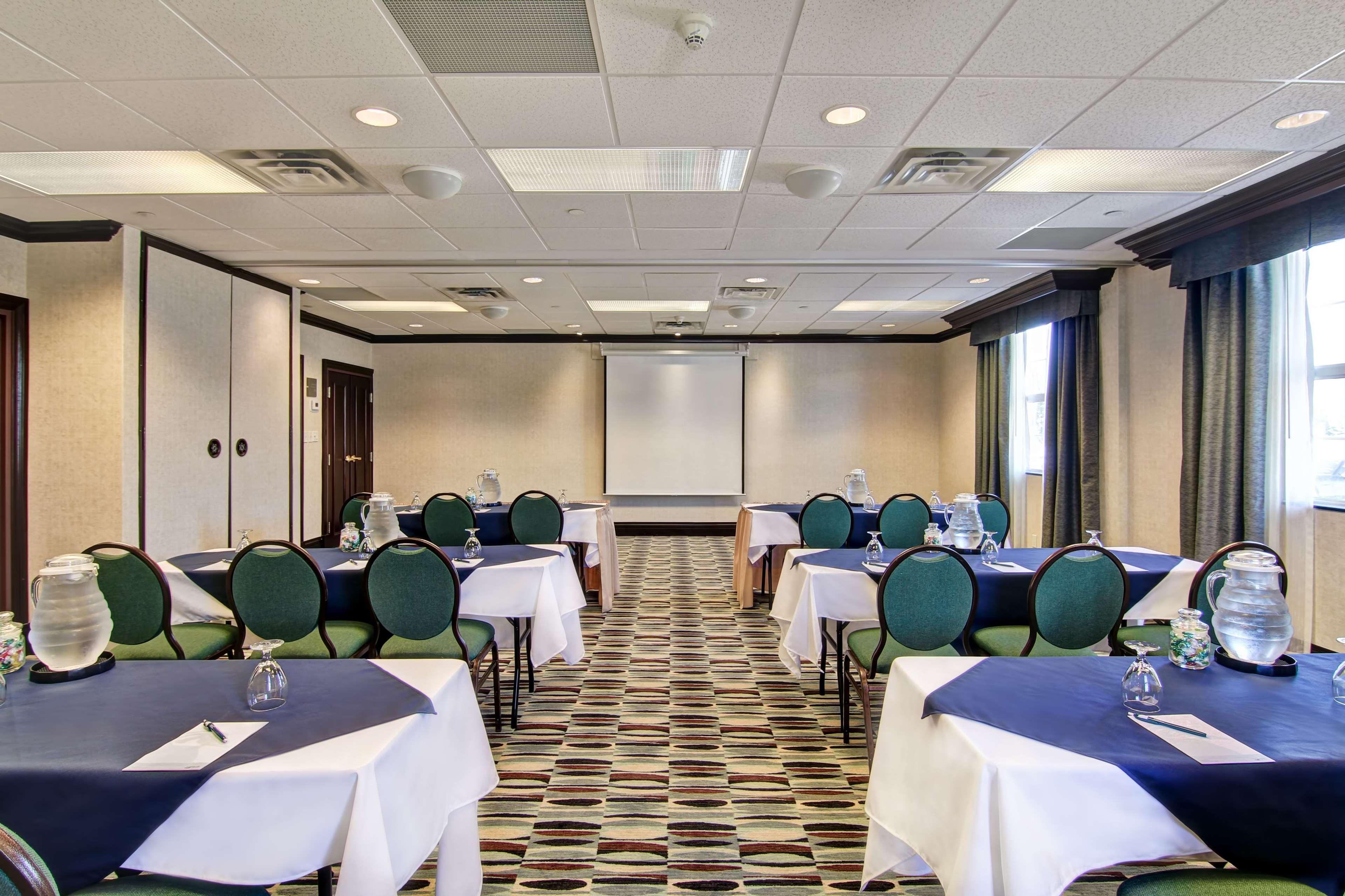 Homewood Suites By Hilton Toronto Миссиссага Экстерьер фото