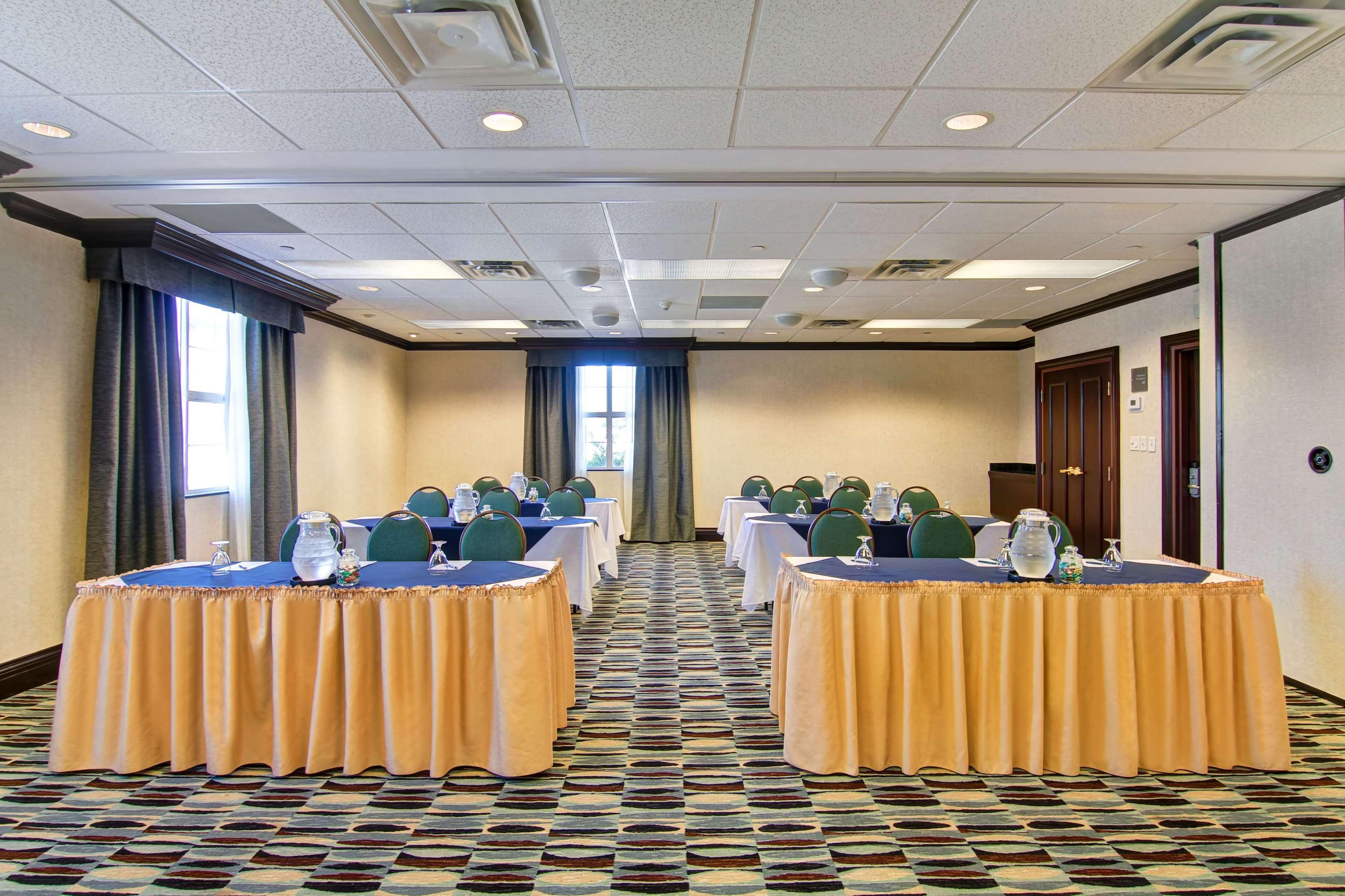 Homewood Suites By Hilton Toronto Миссиссага Экстерьер фото