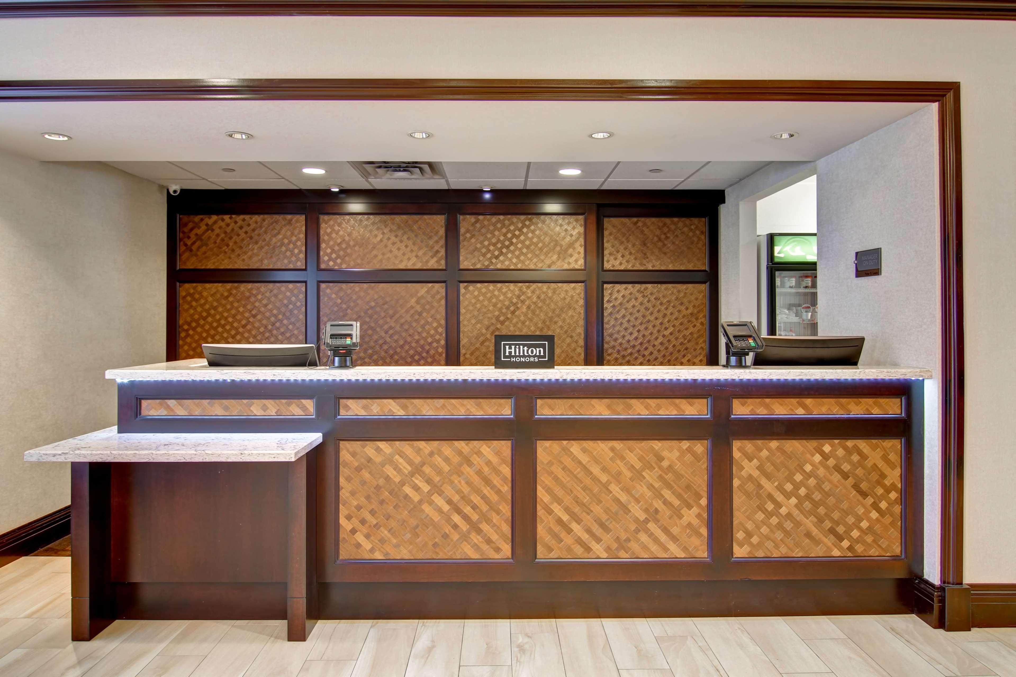 Homewood Suites By Hilton Toronto Миссиссага Экстерьер фото